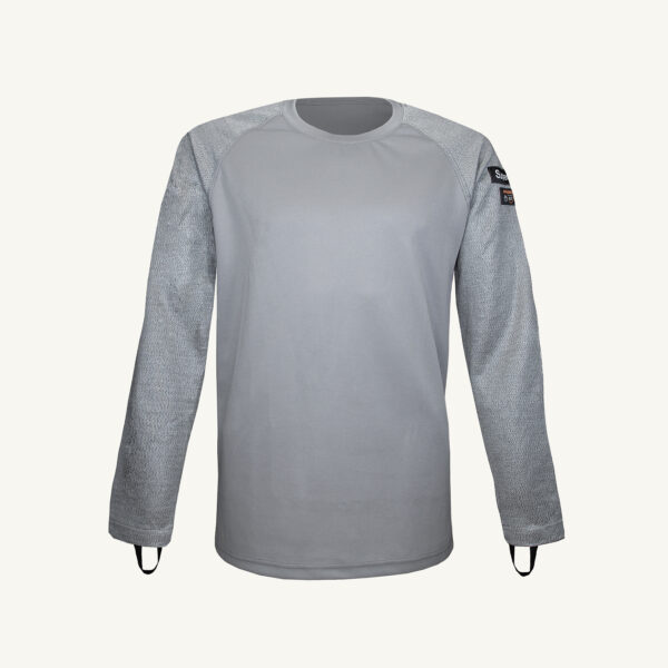 Comfortable and breathable shirt with extreme cut-resistant sleeves